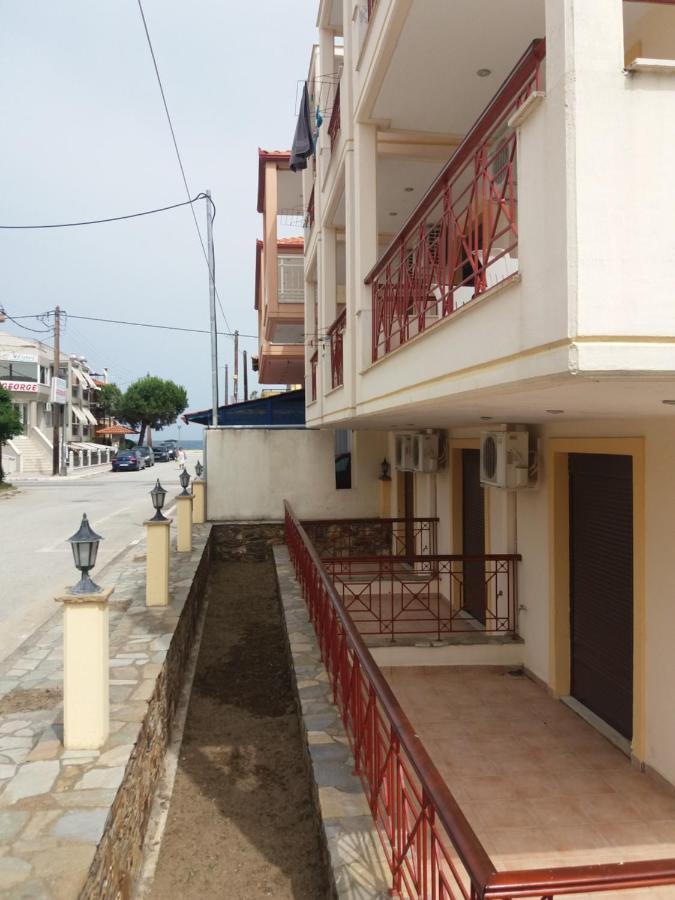 Hotel Kosmas Sarti Bagian luar foto