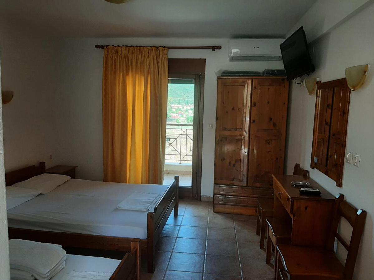 Hotel Kosmas Sarti Bagian luar foto