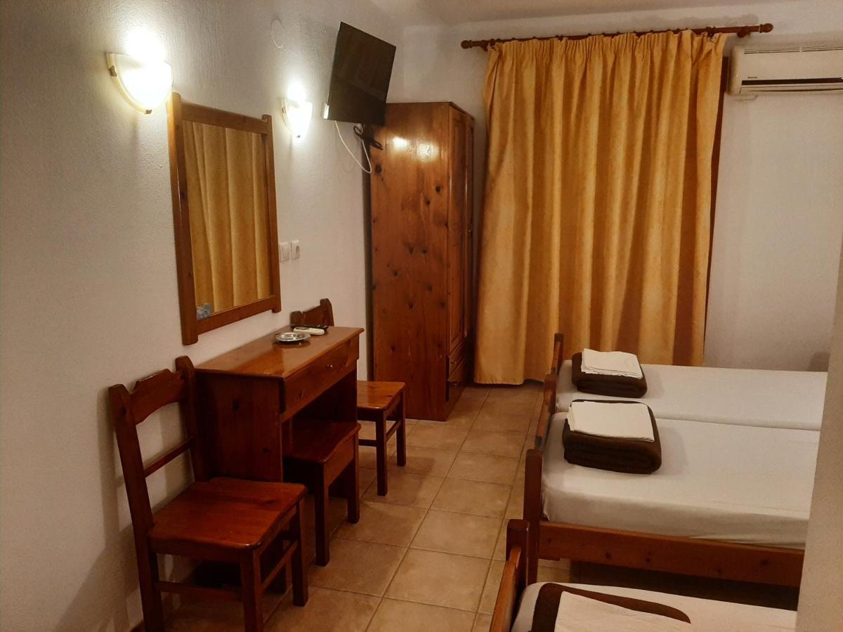 Hotel Kosmas Sarti Bagian luar foto