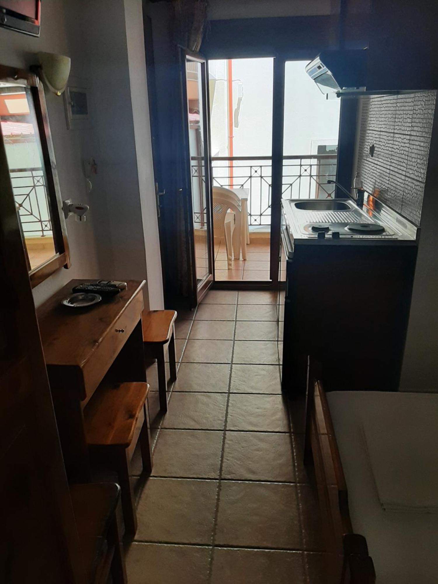 Hotel Kosmas Sarti Ruang foto