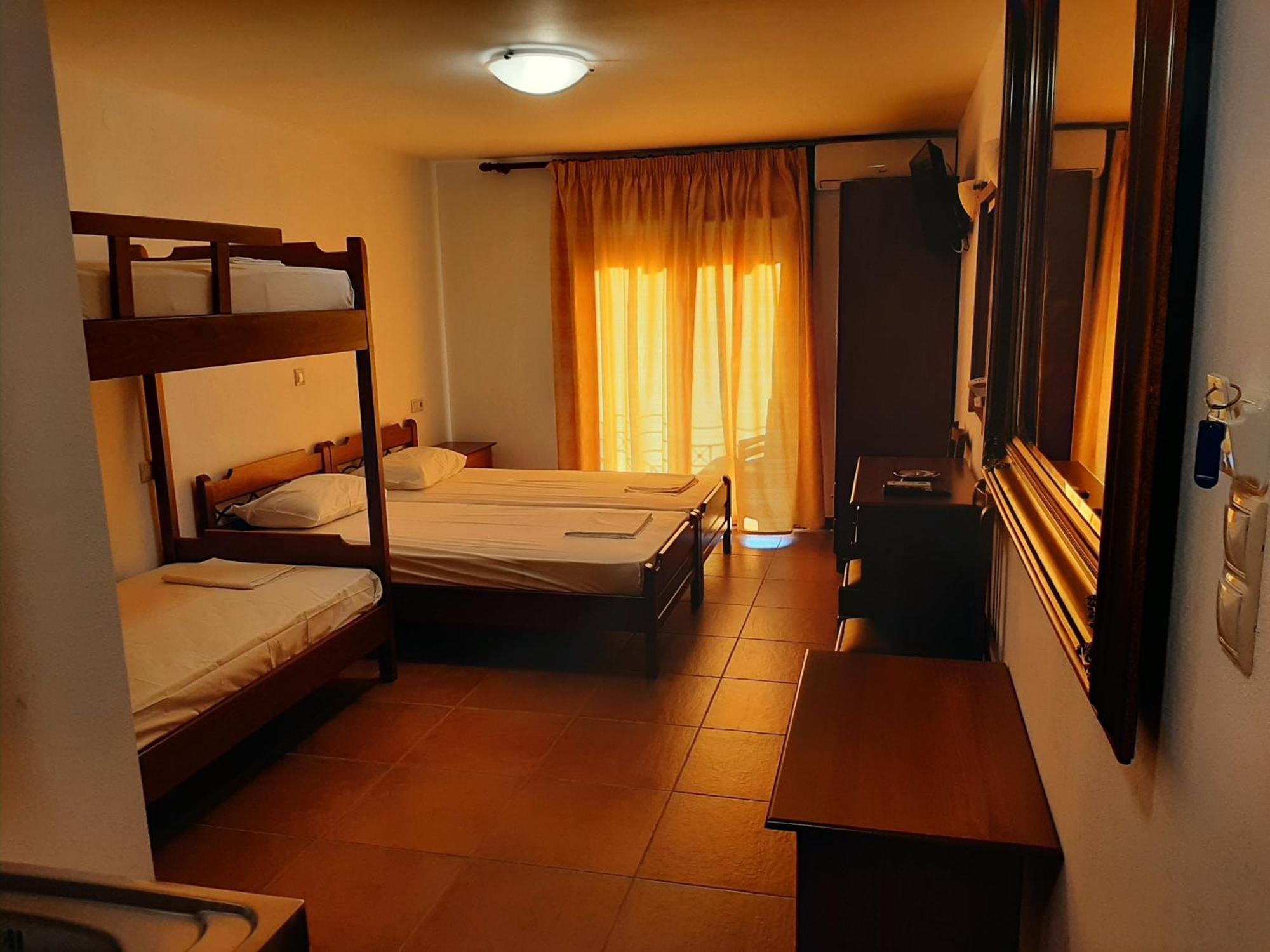 Hotel Kosmas Sarti Ruang foto