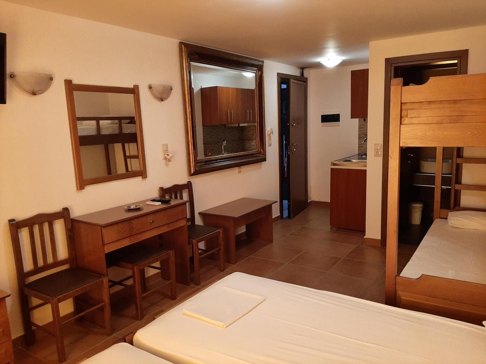 Hotel Kosmas Sarti Ruang foto