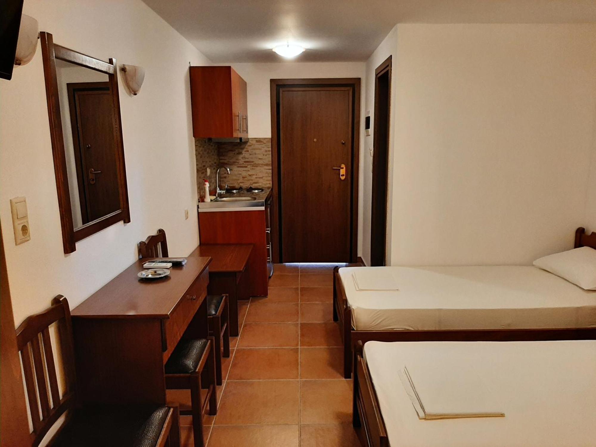 Hotel Kosmas Sarti Ruang foto